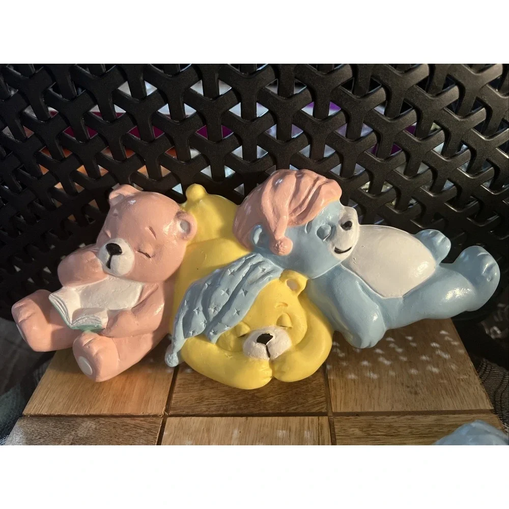 Burwood Pastel Bears Vintage Wall Plaques | 8